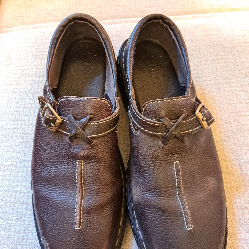 Clark's shoes